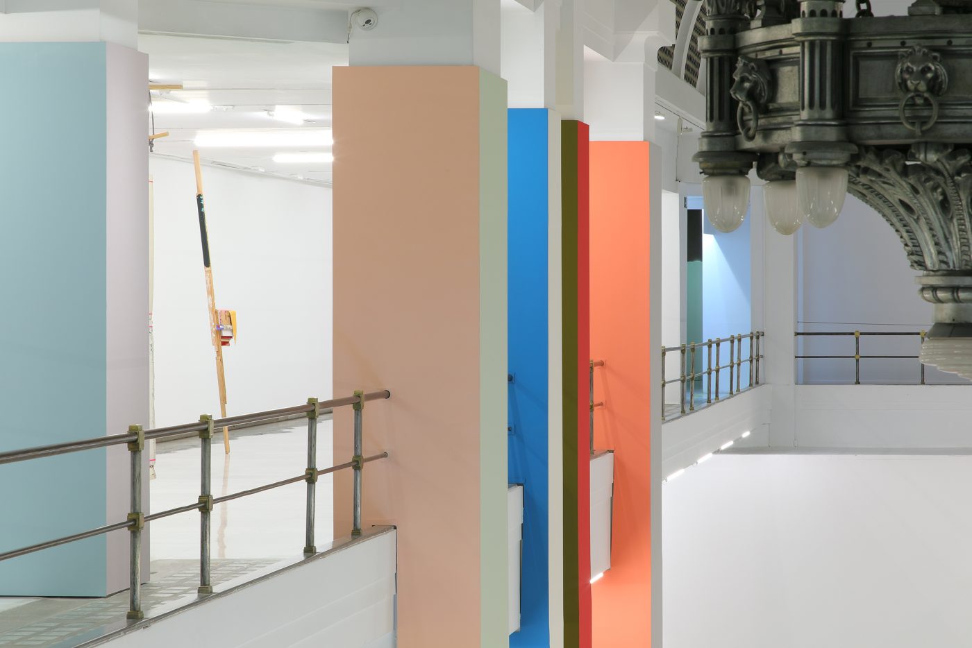 Guillermo Mora - GUILLERMO_MORA_Un_puente_donde_quedarse_033