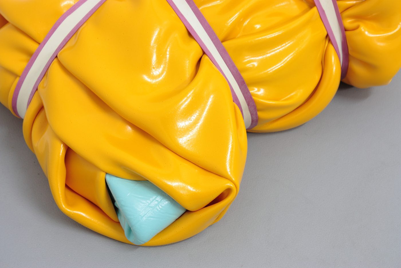 Guillermo Mora - LO TIENES QUE VER. LA AUTONOMÍA DEL COLOR EN EL ARTE ABSTRACTO