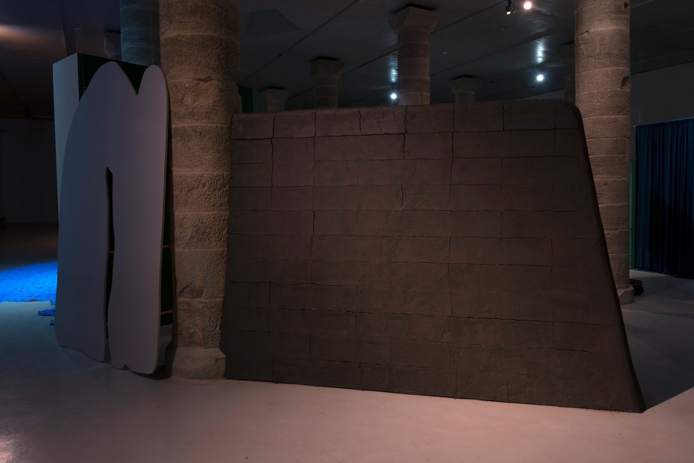 Guillermo Mora - El_escritorio_circular_Guillermo_Mora_Teresa_Solar_La_Panera_2016_019