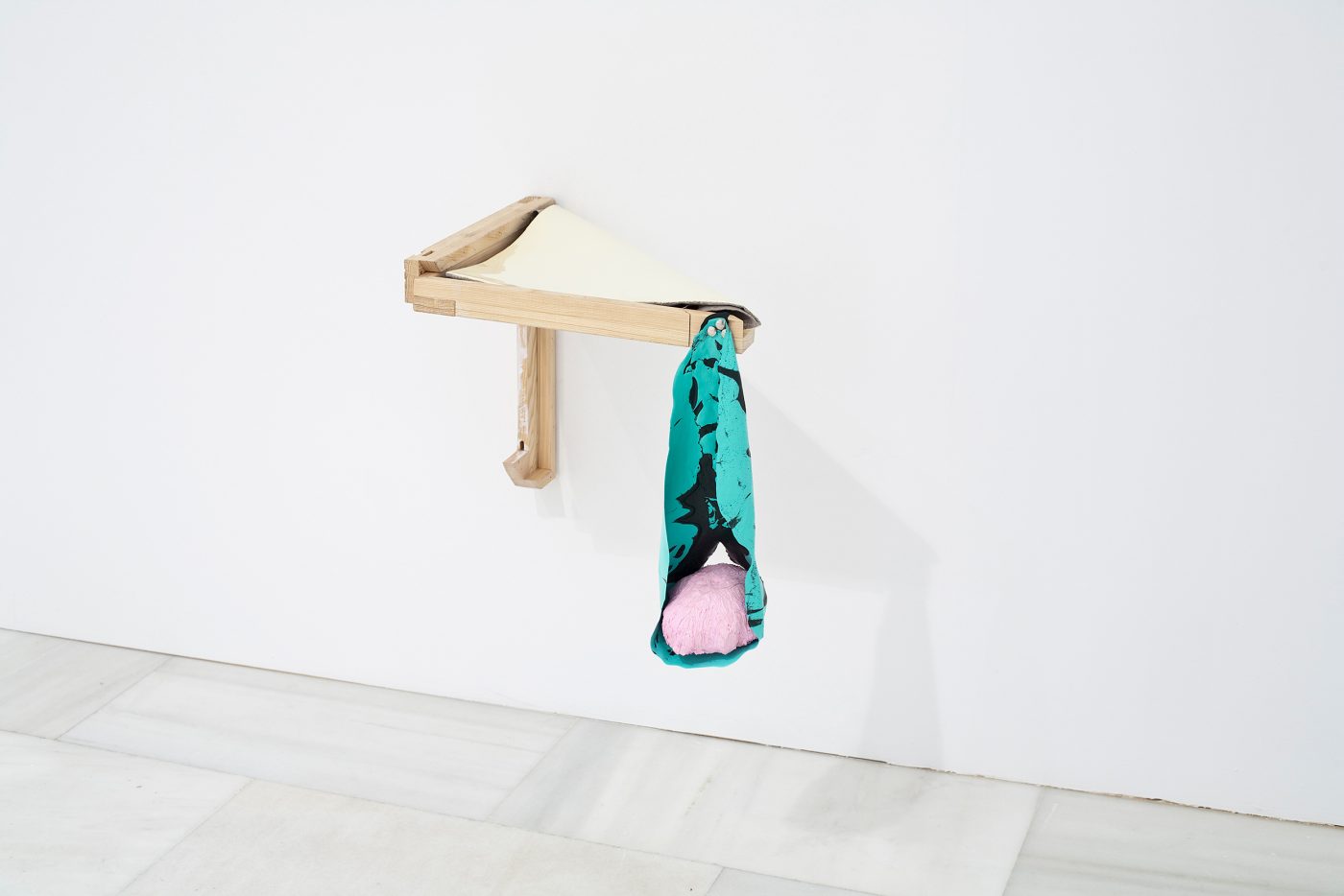 Guillermo Mora - GUILLERMO_MORA_Garfio_001