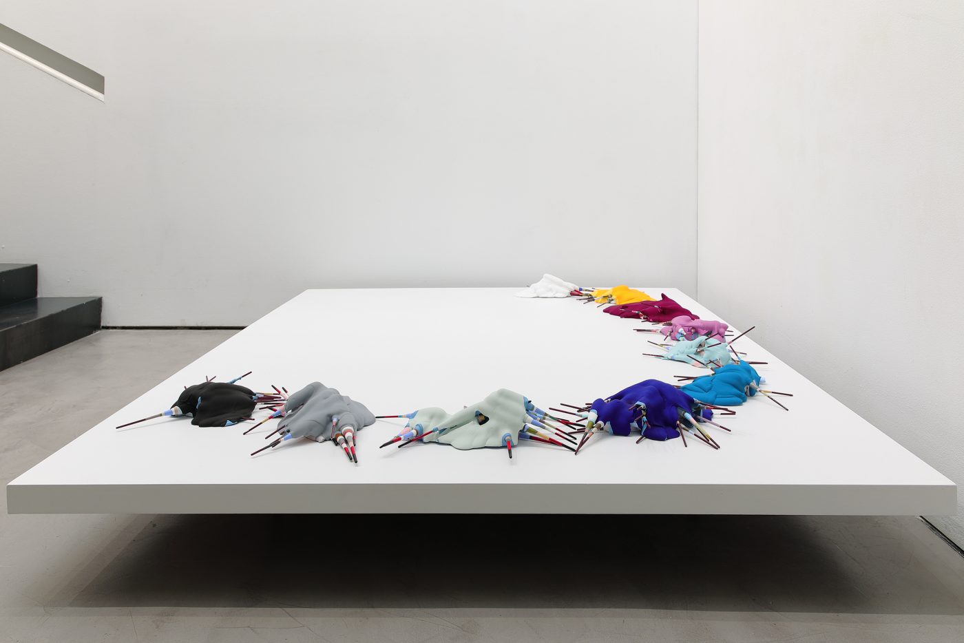 Guillermo Mora - GUILLERMO_MORA_Giro_de_cabeza_2023_002