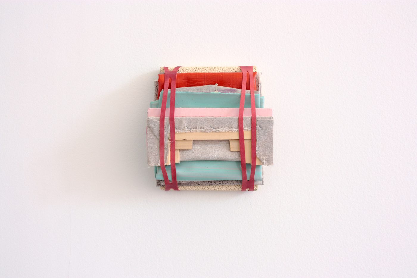 Guillermo Mora - GUILLERMO_MORA_Viaje_largo_con_un_extrano_CasaTriangulo_2011_010