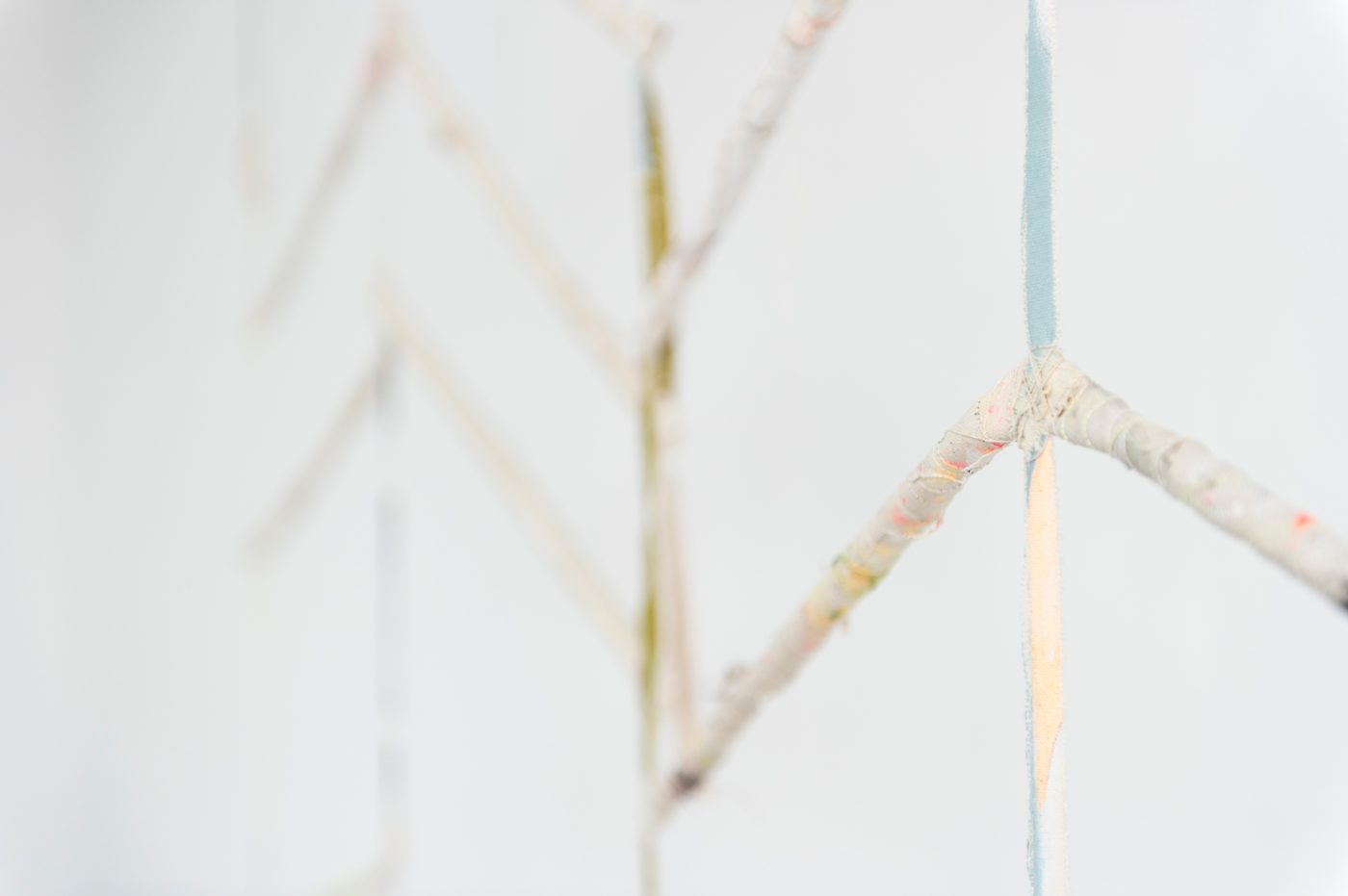 Guillermo Mora - LIMBER_Spatial_Painting_Practices_Herbert_Read_Gallery_2013_027