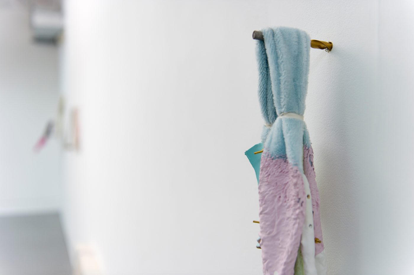 Guillermo Mora - LIMBER_Spatial_Painting_Practices_Herbert_Read_Gallery_2013_037