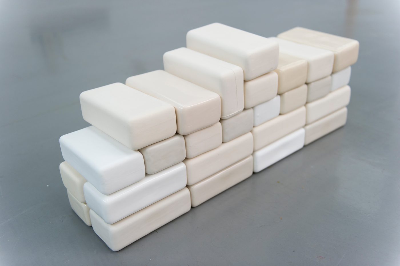 Guillermo Mora - LIMBER_Spatial_Painting_Practices_Herbert_Read_Gallery_2013_039