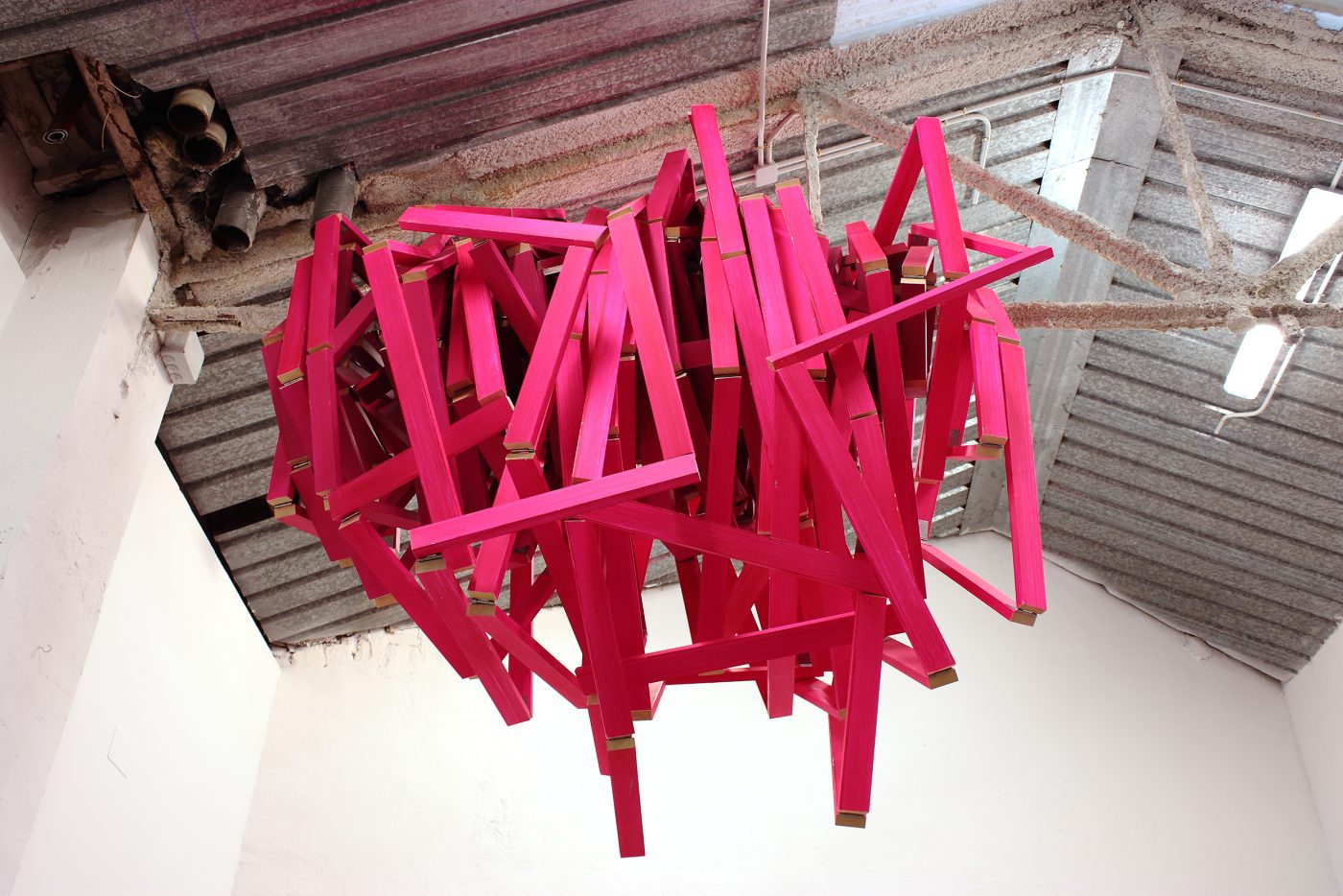 Guillermo Mora - GUILLERMO_MORA_Entre_tu_y_yo_001